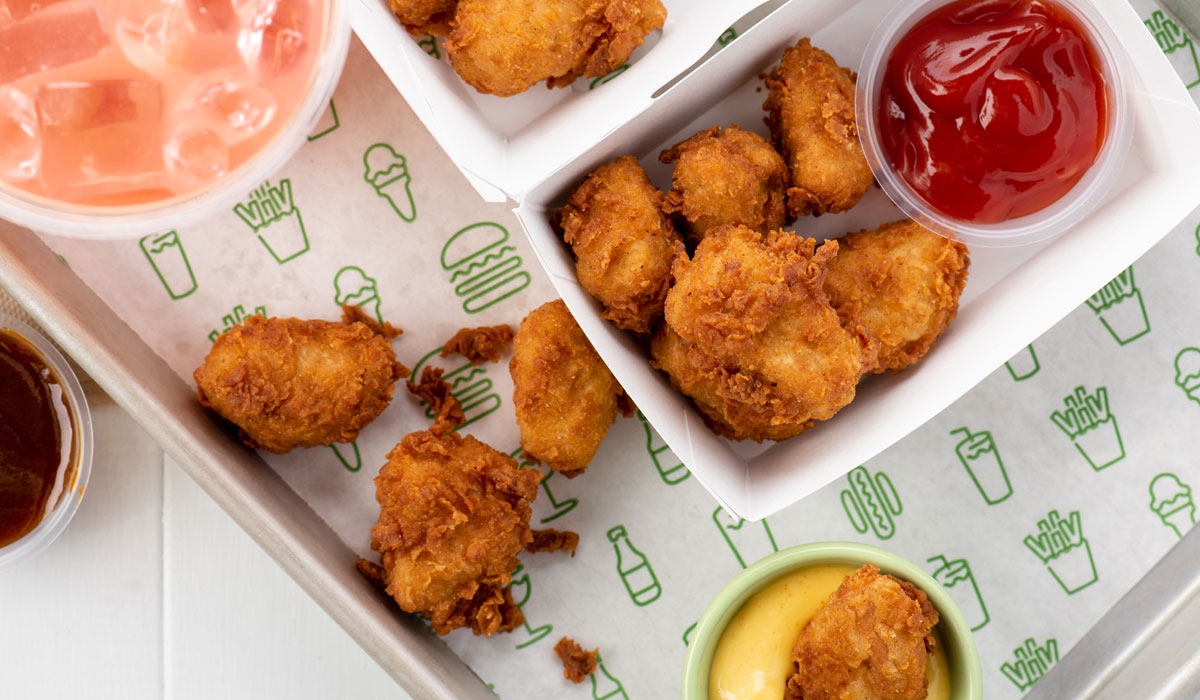 Shake Shack Chicken Nuggets With Drinks And Sauces
