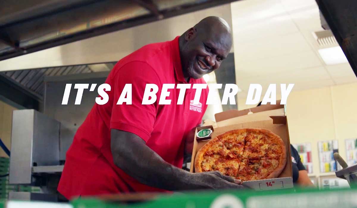 Shaquille O'Neal Holding A Papa John's Pizza