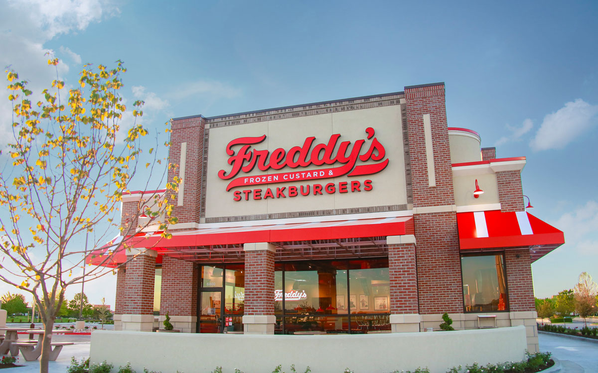 Freddy's Frozen Custard opens St. Louis-area location