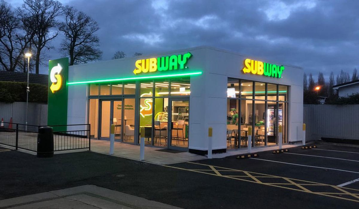 Subway® Brings 'Fresh Forward' With New Restaurant Design, Customer  Experience