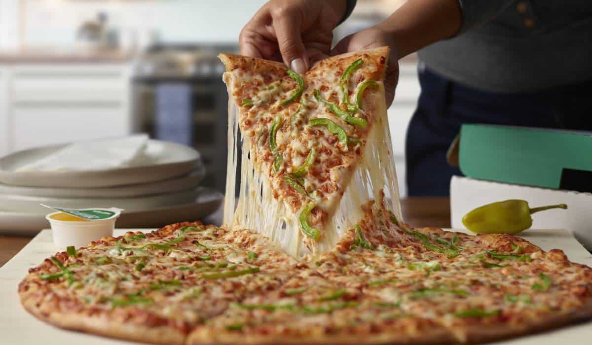 Coronavirus, new menu items help Papa John's have its best month ever