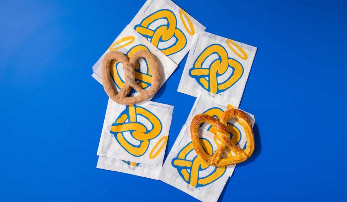 Auntie Anne's Is Giving Away Pretzels On National Pretzel Day