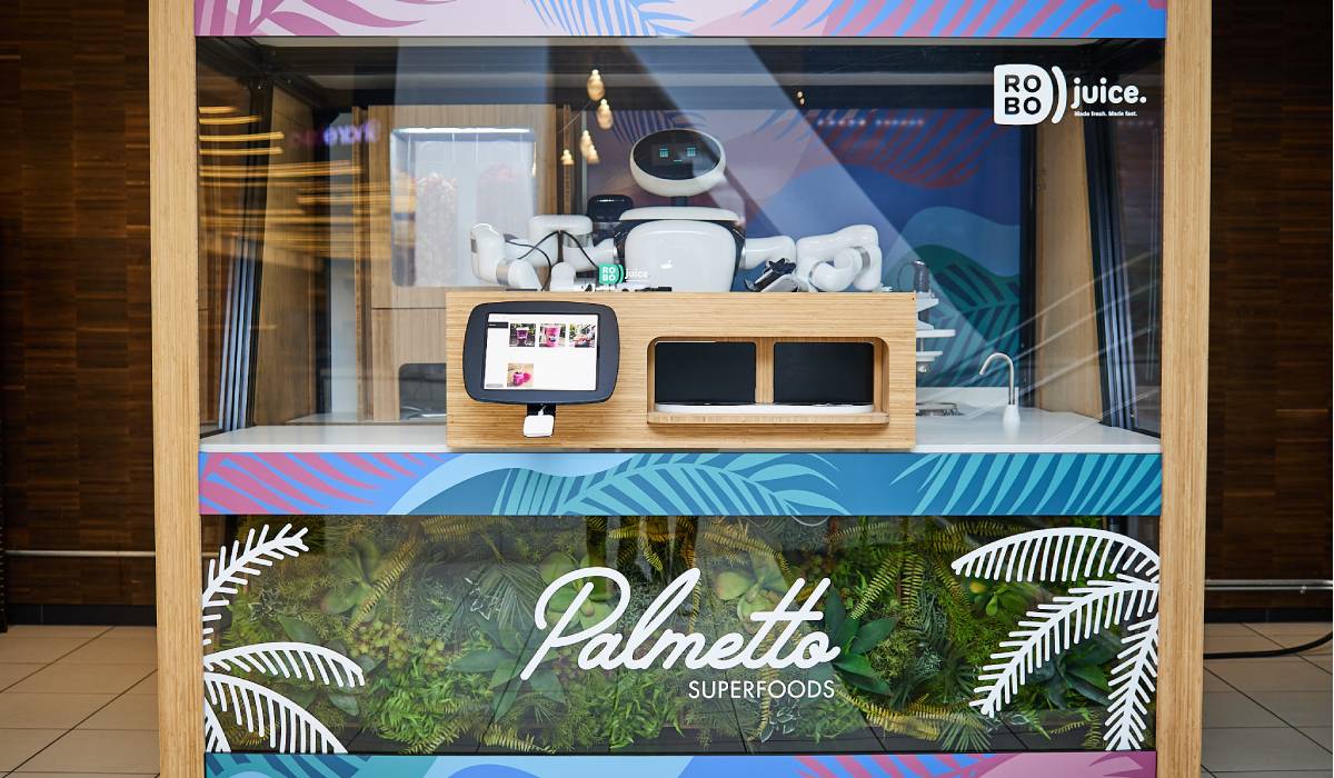 The ROBOjuice Automated Kiosk Featuring Palmetto Superfoods