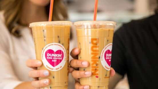 Dunkin' sends app notifications when users enter their geofence.