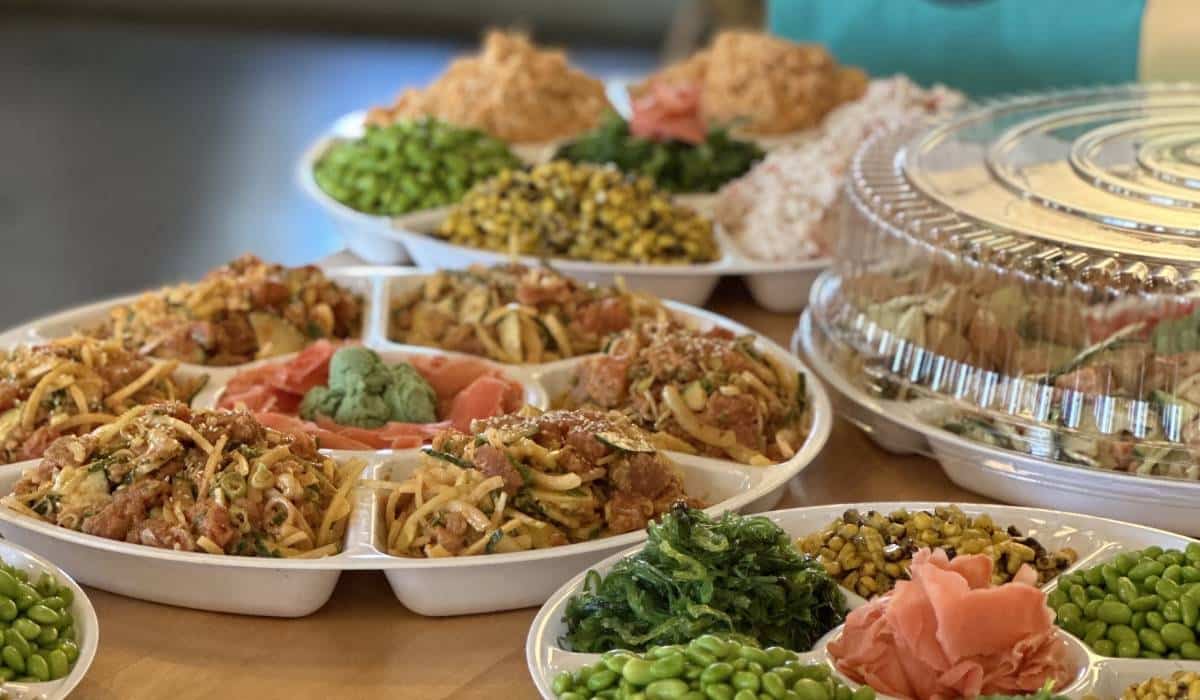 Just Poké took the time to develop separate SOPs for catering.