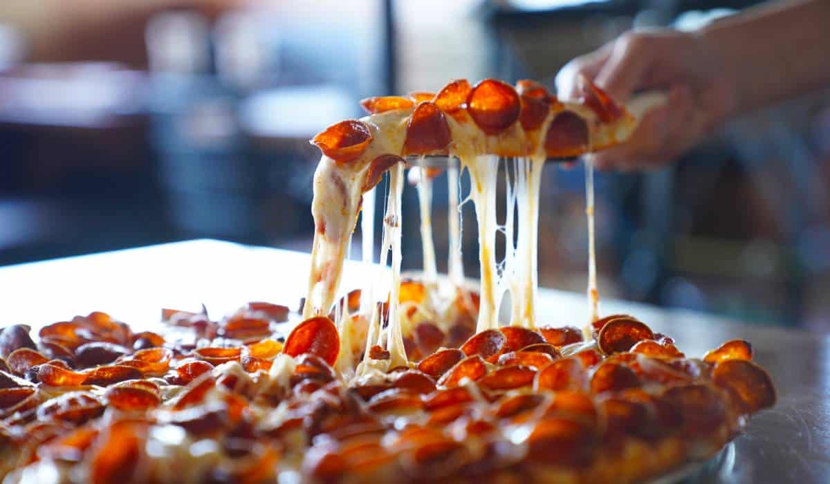 Mountain Mike's pepperoni pizza.
