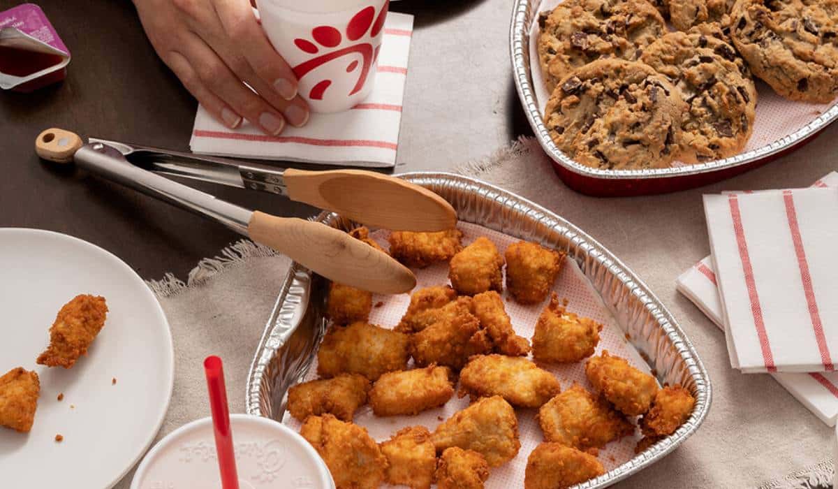Heart-Shaped Trays are coming back.