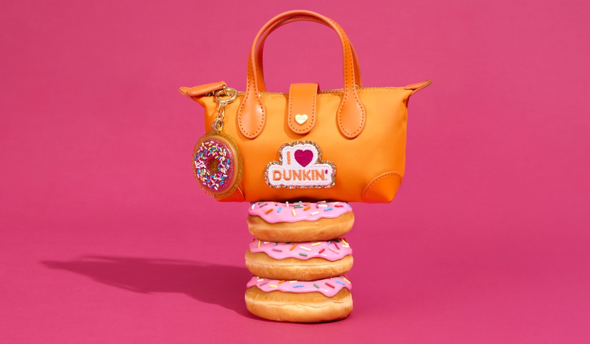 Dunkin' bag charm.