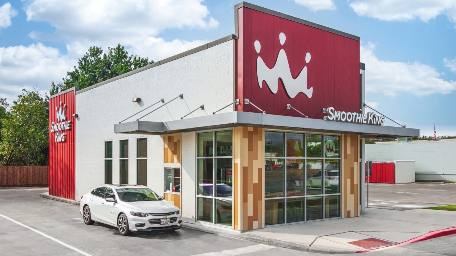 Smoothie King restaurant.