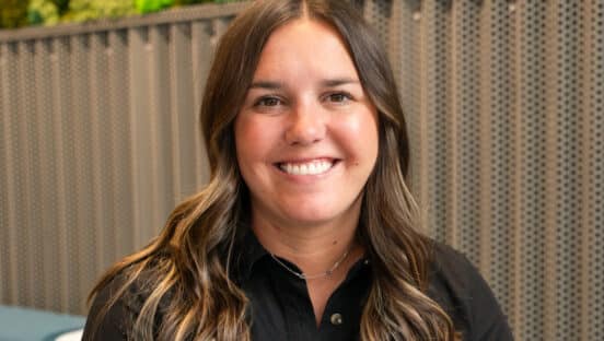 Andie Smirl headshot.