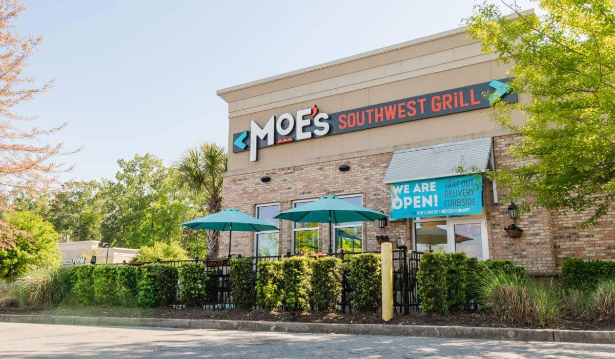 Moe's restaurant.