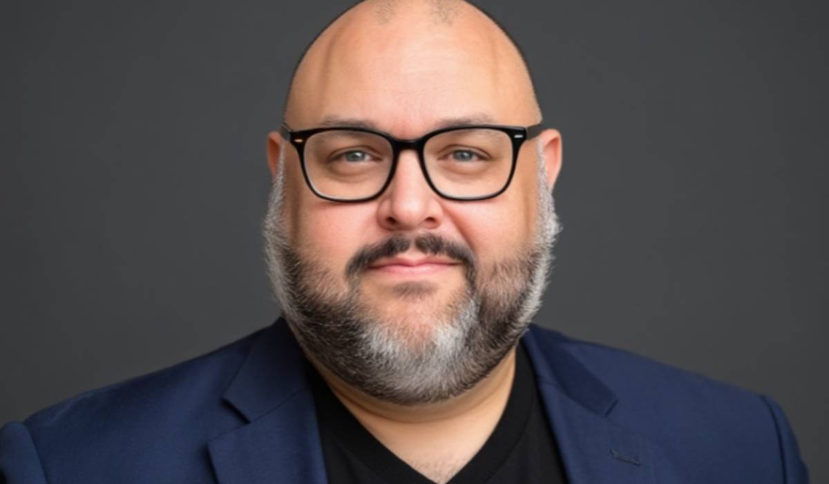Rich Lopez headshot.
