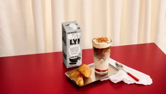 Gochujang Caramel Latte from TOUS les JOURS.