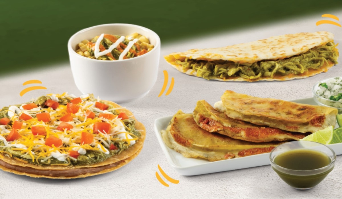 Taco Cabana's Chicken Poblano platform.