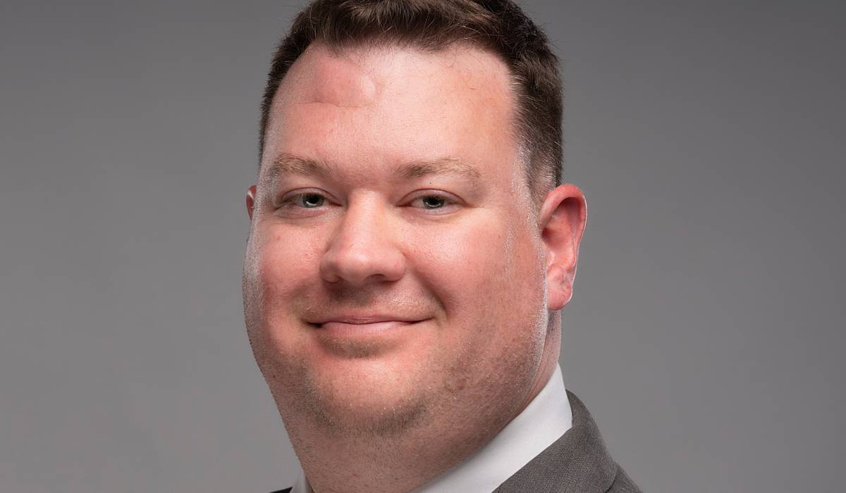 Dan Wenzel headshot.